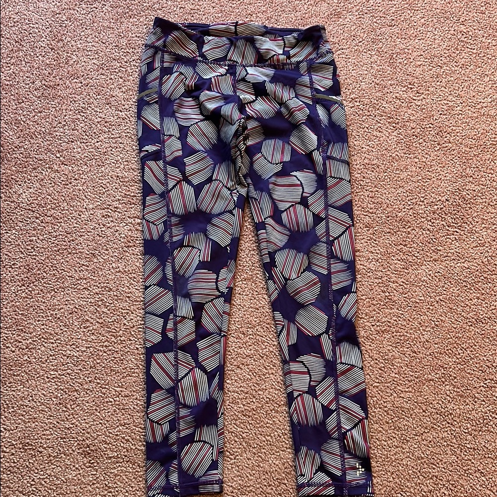 Blue and Red Geometric Leggings with Stretch Fabric